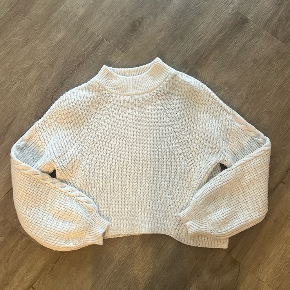 BP Cropped Sweater